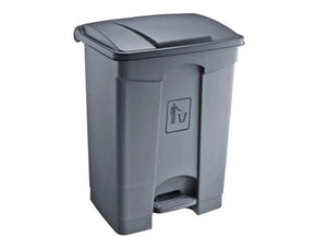 Waste bin with pedal